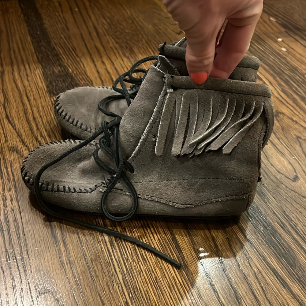 Toddler Minnetonka Moccasin Lace Up Gray Boots